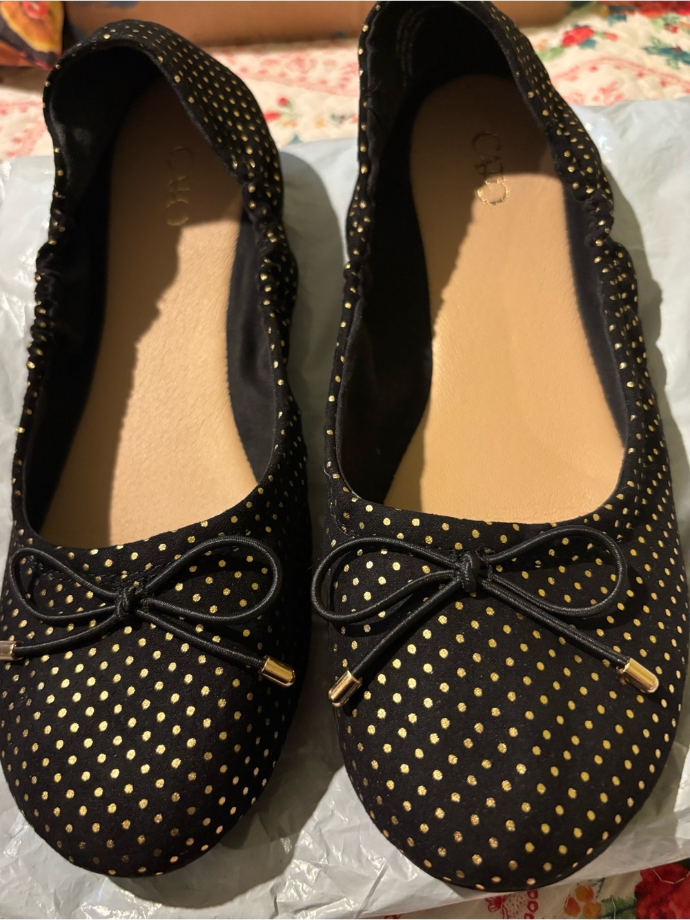 NWOT Black and Gold Polka Dot Women’s Ballet Flats